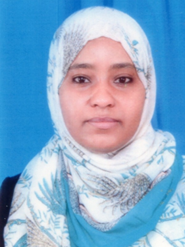 نزيهة محمد علي صوان