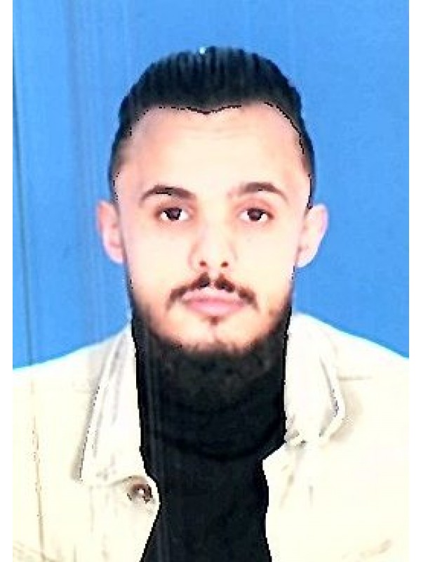 عمر عبدالحميد عبدالعزيز يخلف 