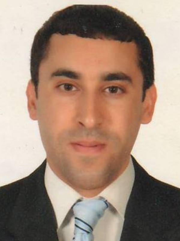 يوسف محمد علي اكريم